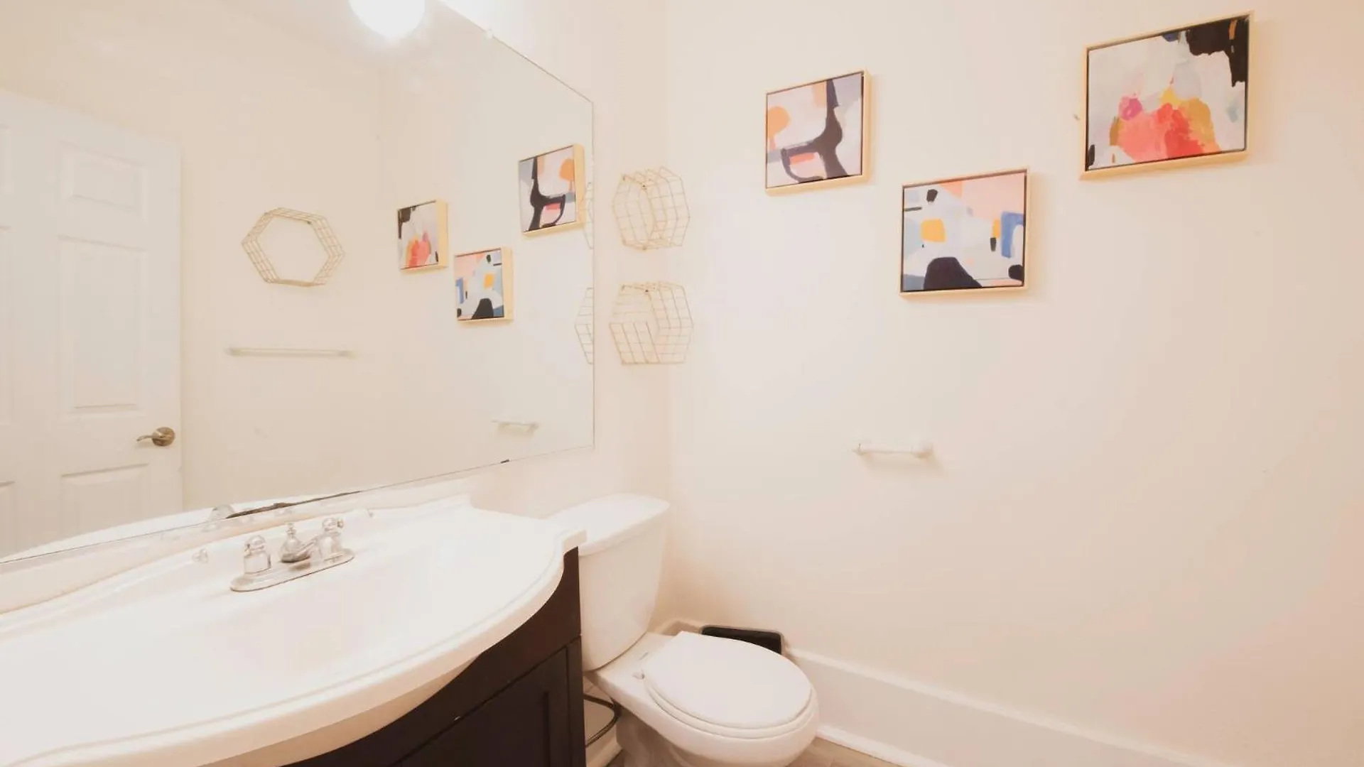 Private Triplex Sleeps 22 Starland District Vila Savannah 0*,  Estados Unidos da América